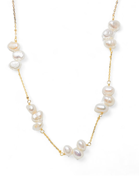 Minimalist Freshwater Pearl Necklace